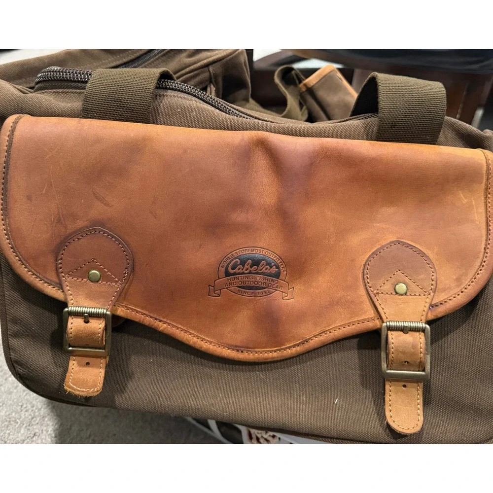 Cabelas Brown Canvas Leather Hunting Fishing Gear Bag Duffel Shoulder Strap